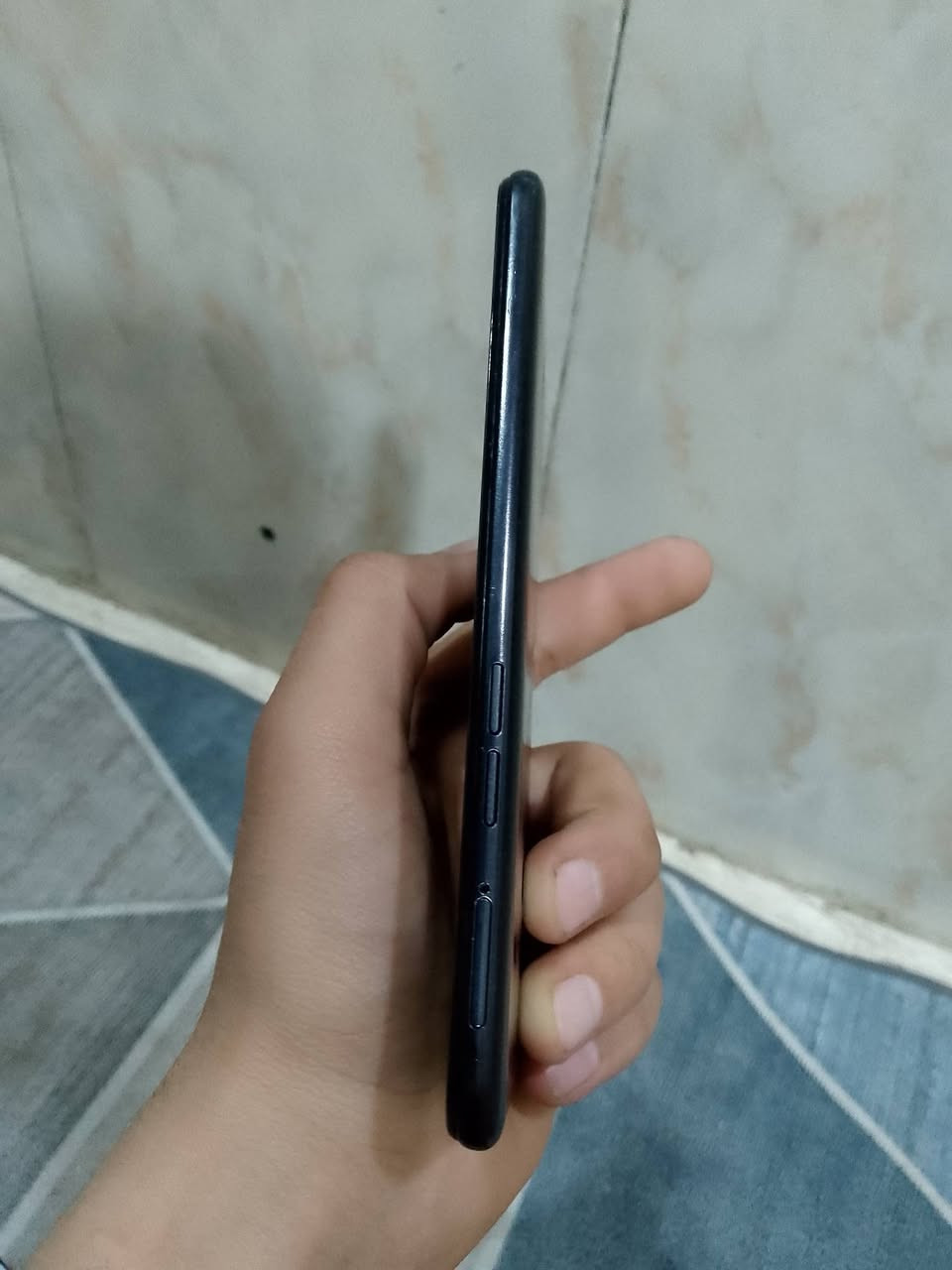 السلام عليكم موبايل A10s بي فطر بال شاشه موضح بال صور الجهاز ما داخل صيانة ولا مفتوحه كله شغال وعل فحص صوت أتصال كامره ذاكرة 32 سيمكرتات 2 السعر 30قفله جماعه ال20 لتعلق العنوان بغداد الرشاد شارع القاعدة رقم الهاتف ***********
