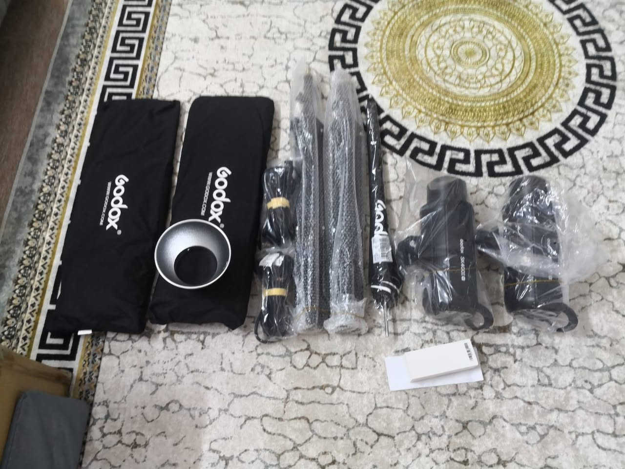 بسبب الوعود الكاذبه نعيد النشر علما ان
السعر قبل ارتفاع سعر الدولار
