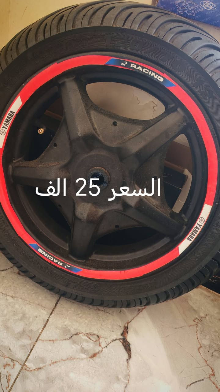 نواعم سكنس 
ويل+ تاير اصلي السعر25 الف
خوذة اصلية امزون تجي اسود طافي 
غير مستخدمة واني موشمه السعر50 الف
مري شبحيات استخدام قليل جدا السعر 7000
زوج دبلات رياضي سكنس السعر 25 الف 
مكاني واسط/ الكوت
للاستفسار اتصل على ***********
