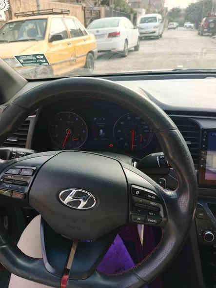 السلام عليكم للبيع الانترا اومراوس بكورلا هايبرد السياره موديل 2017محرك 1600تيربو السيارات فئه السبورت دبل اكزوز مواصفات عدسات ام الد الحمر وكشنات جلد وتدفئه بل كشنات مشدود تخم تاير جديد وتخم ويل هم جديد تبريد ثلج  شفتات رياضي بيه صدر امامي خلفي خير من الله سنويه بسمي تحويل ثاني يوم ارقام انكليزي رايده 125 مكاني الدوره أبو دشير ***********
