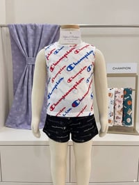 ملابس أطفال • عروض جملة • ألوان مرحة