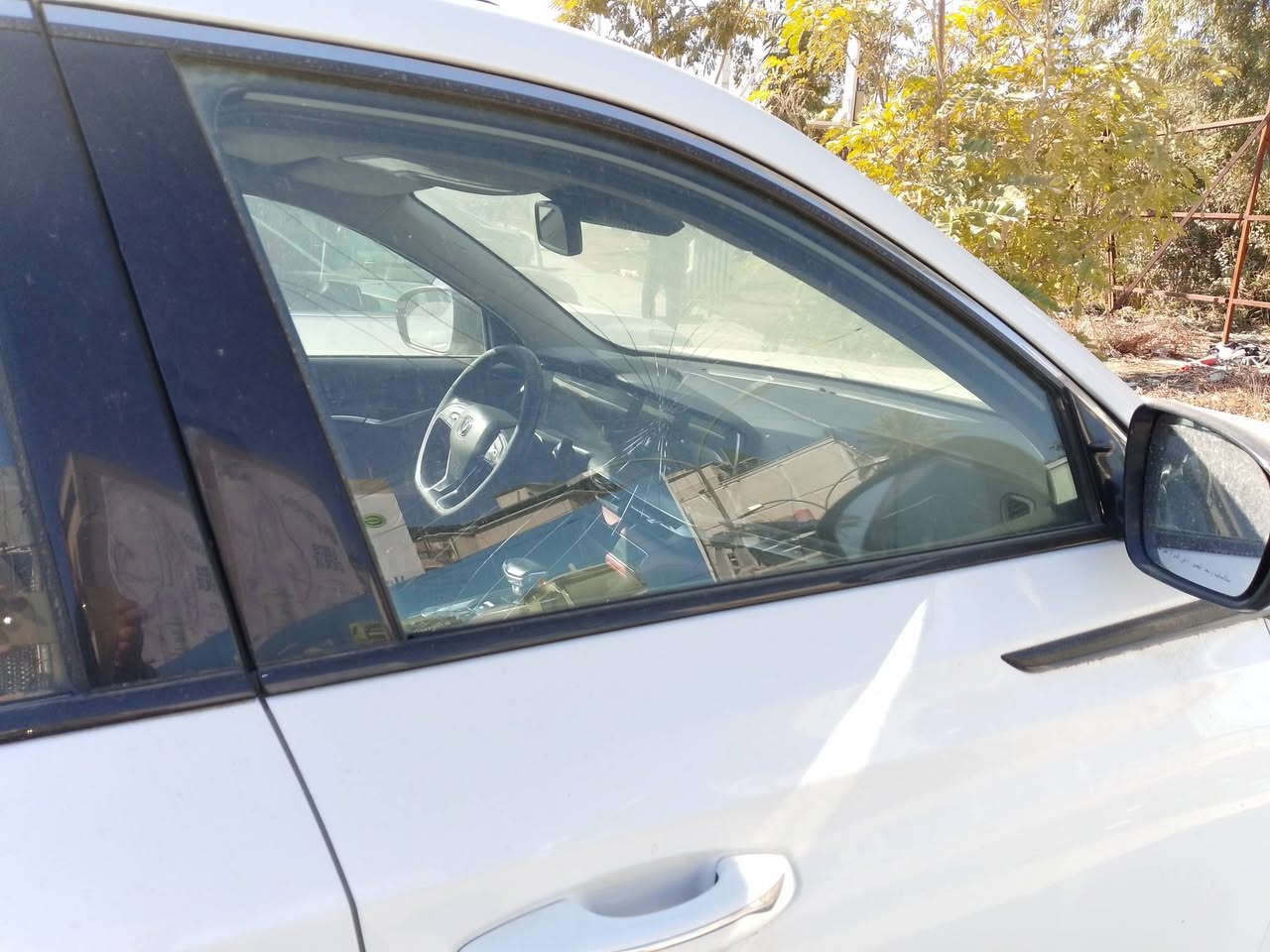 شانجان cs75 موديل 2022 سياره كلش حلوه نفقصه بس شاشه فقط سياره حره تخم تاير جديد صدر  وسعره كلش مناسب 22 مليون قفل قفل يعني سعر نهائي وفقط بس بيع مكان السياره كراده جادريه مقابل خاصكي ***********
