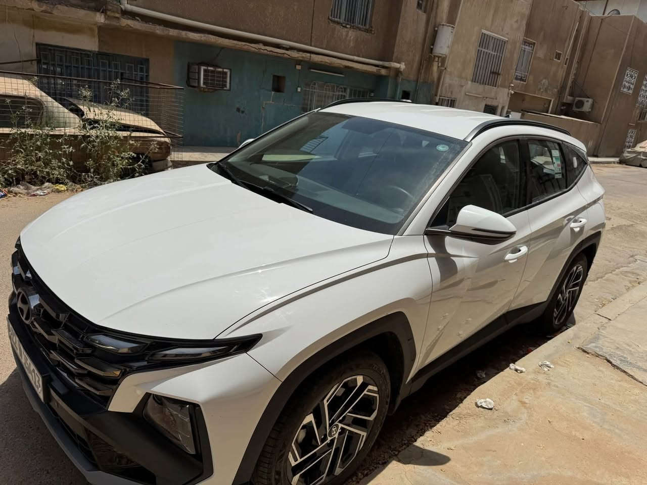 للبيع Hyundai-Tucson-2025
اللون/ ابيض

سيارة رقم اربيل - ماشية 18 الف كيلومتر

وارد خليجي 

سيارة نظيفة جداً وبحالة ممتازة 

مواصفات / محرك اقتصادي وقوي 

شاشة حديثة متعددة الوظائف - كاميرا وحساسات

تشغيل بصمة وستارت - إضاءة LED كاملة

جنوط وكالة - مرايا كهربائية - تكييف ممتاز قطعتين
    
كراسي كهرباء

داخلية نظيفة جدا ومغلفة -ارضيات بعدهن بجيس

العنوان بغداد 

__________________________________________

السعر225 وبيها مجال

للتواصل :***********
