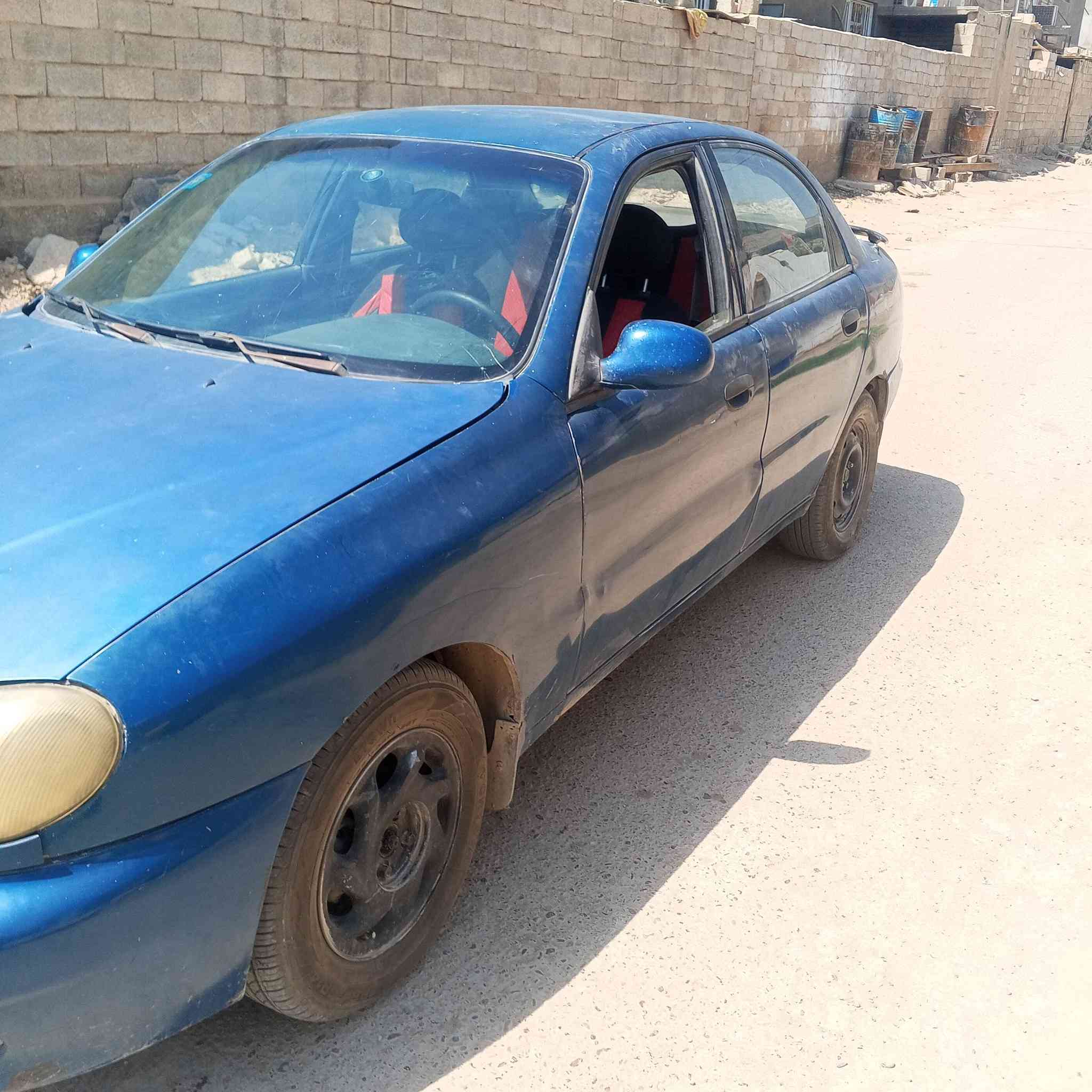 دايو لانوس.1997/. رقم بغداد..بسمي ..سنوية لل 2027. عنوان بغداد تقاطع نهروان قرية الإمام السجاد  سعر 25 وبيهة مجال. ...***********. ..حجي ابو عبدالله
