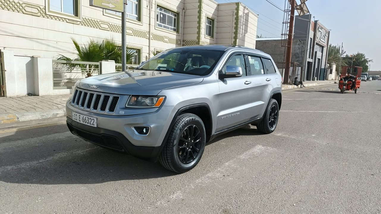 بيع سريع جيب 2016 
فول مواصفات 1/1 لمتد
فول للاخر LEMETED
بصمه حساسات فول لفول معروفه مواصفاته 
سياره جاهزه من كل نواحي الف مذب عليها 
بيه صبغ جاملغ وبنيد بدون دواخل 
لباقي مكفول 
سياره طياره ارضيه 
كير مكينه على وضع شركه سبانه ممدود عليها 
سياره جاهزه من كل نواحي 
رقم بغداد جديد دولي تحويل ثاني يوم
بسعر مناسب جدا 177 وبيها مجال بسيط 
عنوان فلوجه 
استفسار اتصل
***********
***********
