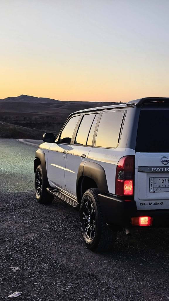 Nisan patrol super safari
مۆدیل ٢٠٠٨
حەجمی مەکینە بیلاد ٤٨٠٠/گیر تۆماتیک عادی بەشەرت
کامل گیان بەشەرت ٤ تایەی لۆکی لەژیرە
بێ نووقسانی
 ناوی داخلی لۆکە//ئەکسل و دەبل ئەکسل شانسی بەشەرت ناوشانەکانی نەتەقیوە بەشەرت
دەعامی بۆ دەعامی بەشەرت بی دەعم و لیدراوی تەنها ٢ بست بۆنیتی بۆیاخە بی ناوگرتن   
گێڕ مەکینە کارابایات تاقم وایەر هەمووی بە شەرت
بێ نوقسانی بێ هیچ شتێک
مەکینەی چرکەی نیە وەکو سەعات ئیش ئەکات
هەیکەلی نەکەوتووە 
سەیارەکە زۆر زۆر جوانو دانسقەیە
مزایدەی کەرکوک وەکالەت و رەقەم بەشەرت
ڕاستەوخۆ ئەکرێت بە ناوتەوە
تەنها فرۆشتن
بۆ سعر تەلەفون بکە لە /سوپاس بۆ ئادمین خزمەتام***********/*********** كويسينجاك, أربيل
