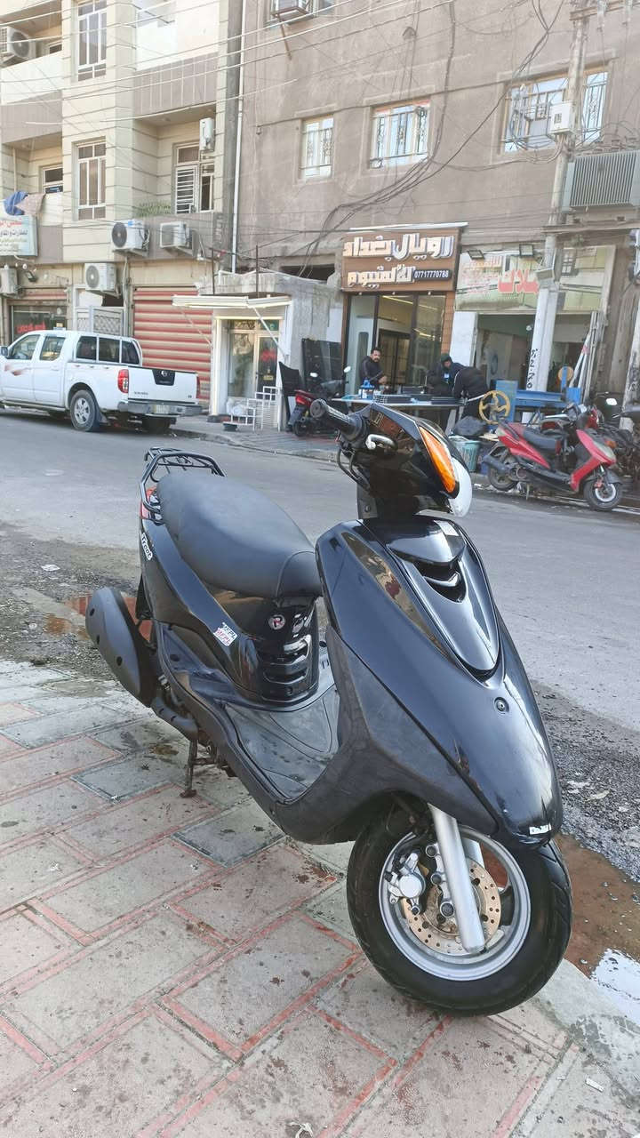 اكزز نوزل ياباني دراجه كامله اي نقص مابيها 
السعر 950 
الرقم ***********
