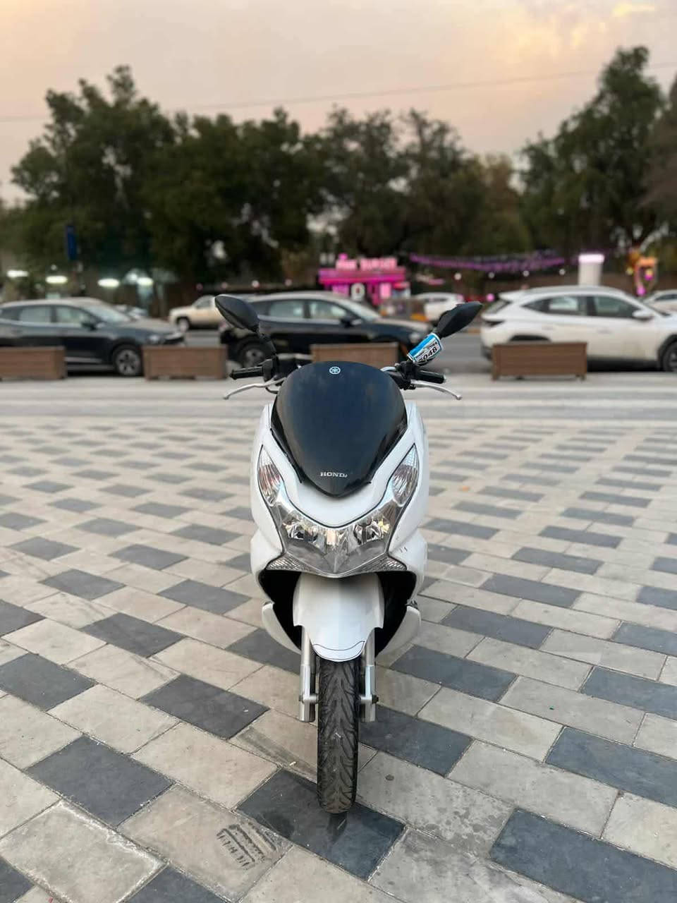 سلام عليكم PCX جيل اول ياباني

مكفوله من التاير للتاير شرط كفر ومكينه بلادي 

ماشيه 37🏍️ 

مكينه 150☑️ 

حساس زدحام ☑️

حساس ستان ☑️ 

مابيه اي نقص شرط المكينه اذا مفتوحه ترجع الدراجه السعر مليون300 الف بغداد الكرخ الاتصال على الرقم ***********
