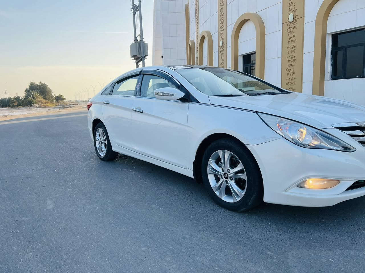 سلام عليكم 
سوناتا 2011خليجي رقم بصره تحويل ثاني يوم صبغ تجميل مقدمه الجاملغ الامامي والباقي كفاله محرك 2400 دوش فول مواصفات 
اخوان السياره جديده وجاهزه من كلشي بلعافيه على الياخذه السعر 118 وبيها مجال بسيط جدا العنوان الناصريه مركز للأستفسار اتصل على الرقم ***********
