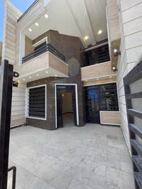 بيت 104م للبيع في منطقة حي البنوك  / خلف مطعم هـوم جكن  محلة 319 بناء ...