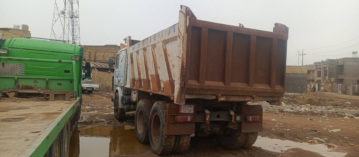 سلام عليكم للبيع مكينه 8 مكان الكوت ***********
