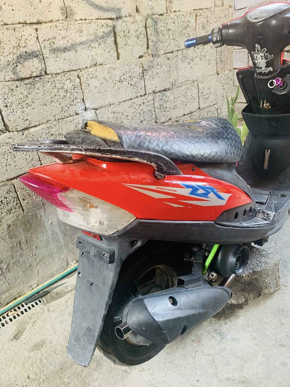 ماكس عدله دراجه بلاديه تجفيت جديد سلف هندر كله شقال
دراجه خير من الله دراجه معروضه 400وبيها مجال 
شراي خابر وتدلل*********** مكاني بغداد حي النصر
