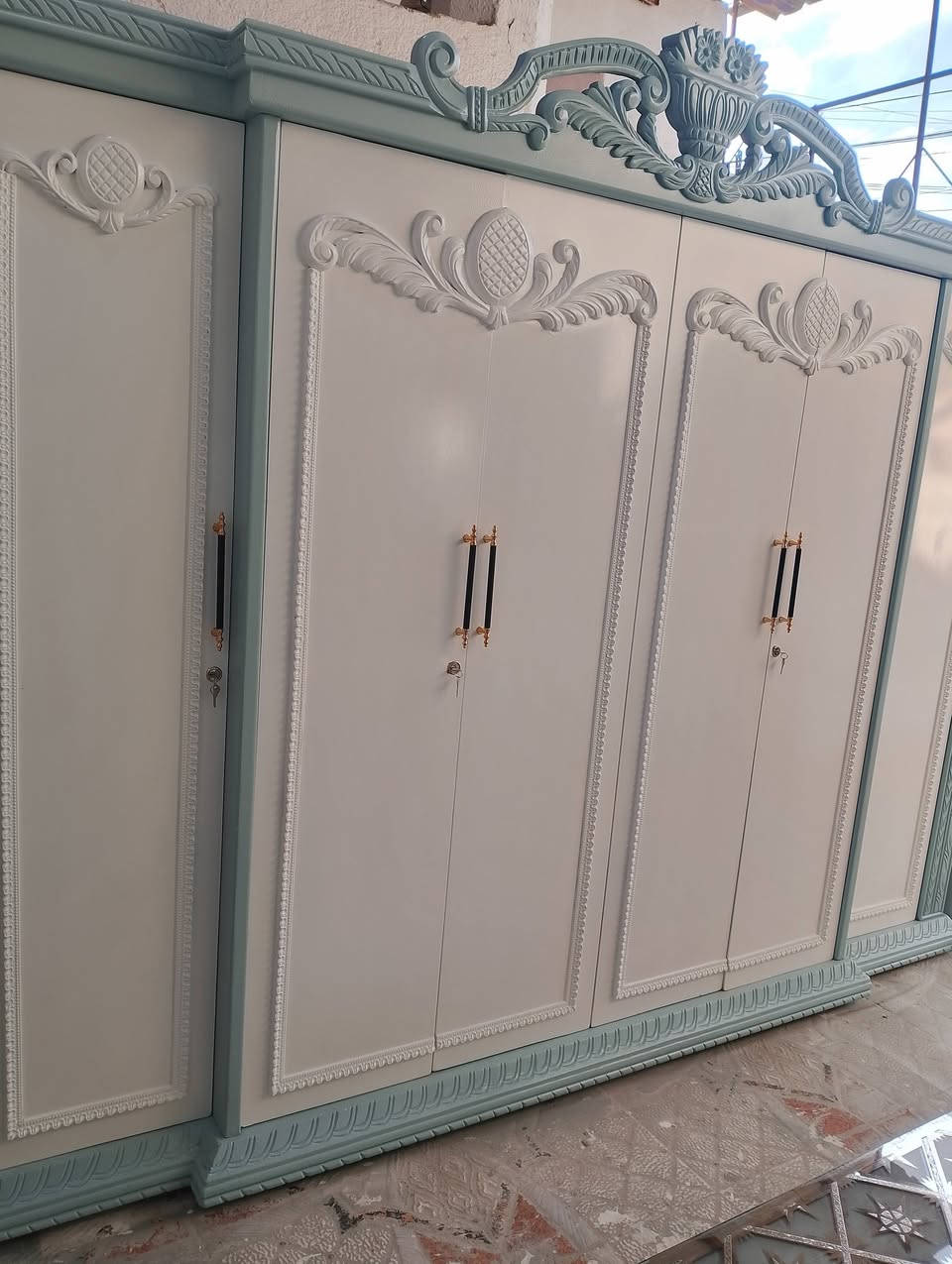 غرفة نوم كويتيه إيطاليه مستخدمه شرط النظافه والمتانه

وشرط كويتي إيطالي مو تركي ولا ماليزي الغرفة تتكون

من 6 قطع السعر مليون وربع قفل شامل الشد والتوصيل 

داخل ذي قار فقط بس بيع السعر مليون و150 ألف 

عنوان داخل المنشور ***********
