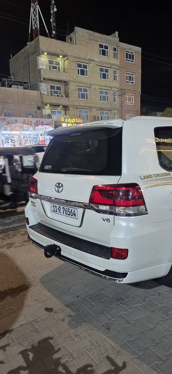 السلام عليكم
للبيع لاندكروز موديل 2019 بريم اصل  مكفول كفاله عامه  من صبغ وتبديل السياره جديدة بمعنى كلمة اللون ابيض صدفي رقم بغداد بسمي 

محرك 4000

V6

فول موصفات 1/1

بصمه تشغيل 

5 بصمه أبواب لمس 

تشغيل عن بعد 

فتحه سلايت

كشنات ثنين كهرباء 

كشنات جلد 

8ايرباك 

زراكات 

مري شفط 

DVD

مطفايه حريق 

جنطه شفط 

عداد لكزز 

ثلاث قطع تبريد 

حساس امامي 

حساس خلفي  

وباقي موصفات البريم معروفه 

ماشيه 71ألف حقيقي 

الاستفسار اتصل على الرقم
***********
‭ ‭
