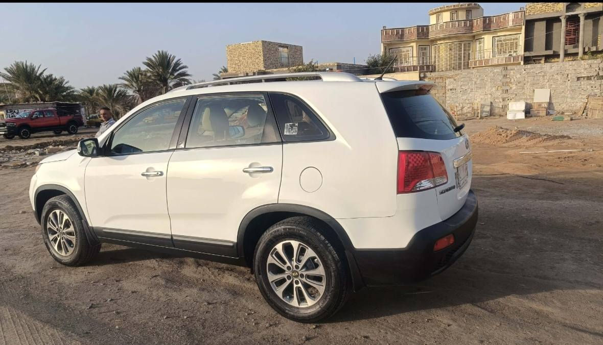 السلام عليكم سورنتو خليجي مديل ٢٠١١ كفاله عامه بس بيه شويه بارد اقل الشبر بل جاملغ الخلفي
رقم مميز السياره علوضع الشركه سعرها ١٥٥ وبيها مجال مكانه دوانيه تواصل على هذا الرقم ***********
