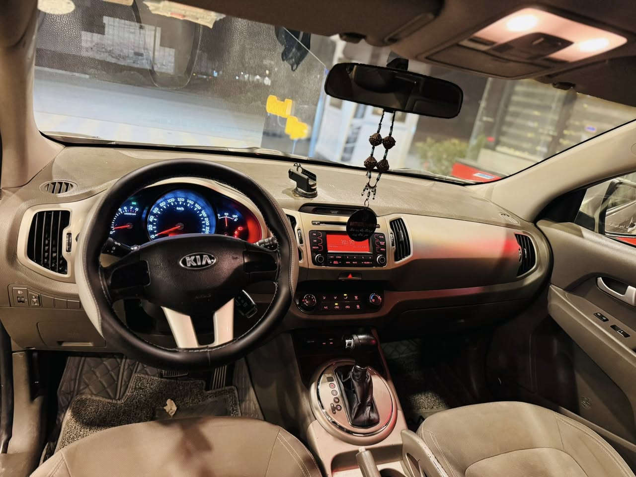 kia 2016 
کیا سپورتاخ  ٢٠١٦ مەکینە ٢٠ مەرخوب بلسمی کفالە بسمە سەنەوی جدید ٢٨  موجوج سورە سونەر ١قطە  صبخ بدون دواخل

کیر معرک بشرت  کفالت  ١٣٣$ 

*********** واتساپ
