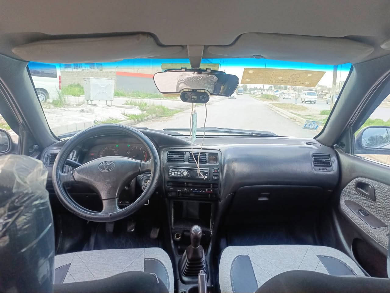 كورلا موديل 1993 محرك معمر رايمن جديد وكير عادي صبغ قطعتين فقط السياره تبريد شغال كهربائات كلها شغاله ارضيه جلد دوشمه جديده طخم السياره جديد وطخم تاير + اوياله جديد هند بريك شغال جامات كهرب باتري جديد السياره ماكو بيها شي مايشتغل. كاملا مكملا داخله الوجه مل باب فطر مابي والدشبول فطر مابي مسجل شغال وسماعات جديده كاربون بيها شرط التحويل السعر 50 وبيها مجال للاتصال⬇️
***********📞
***********📞
