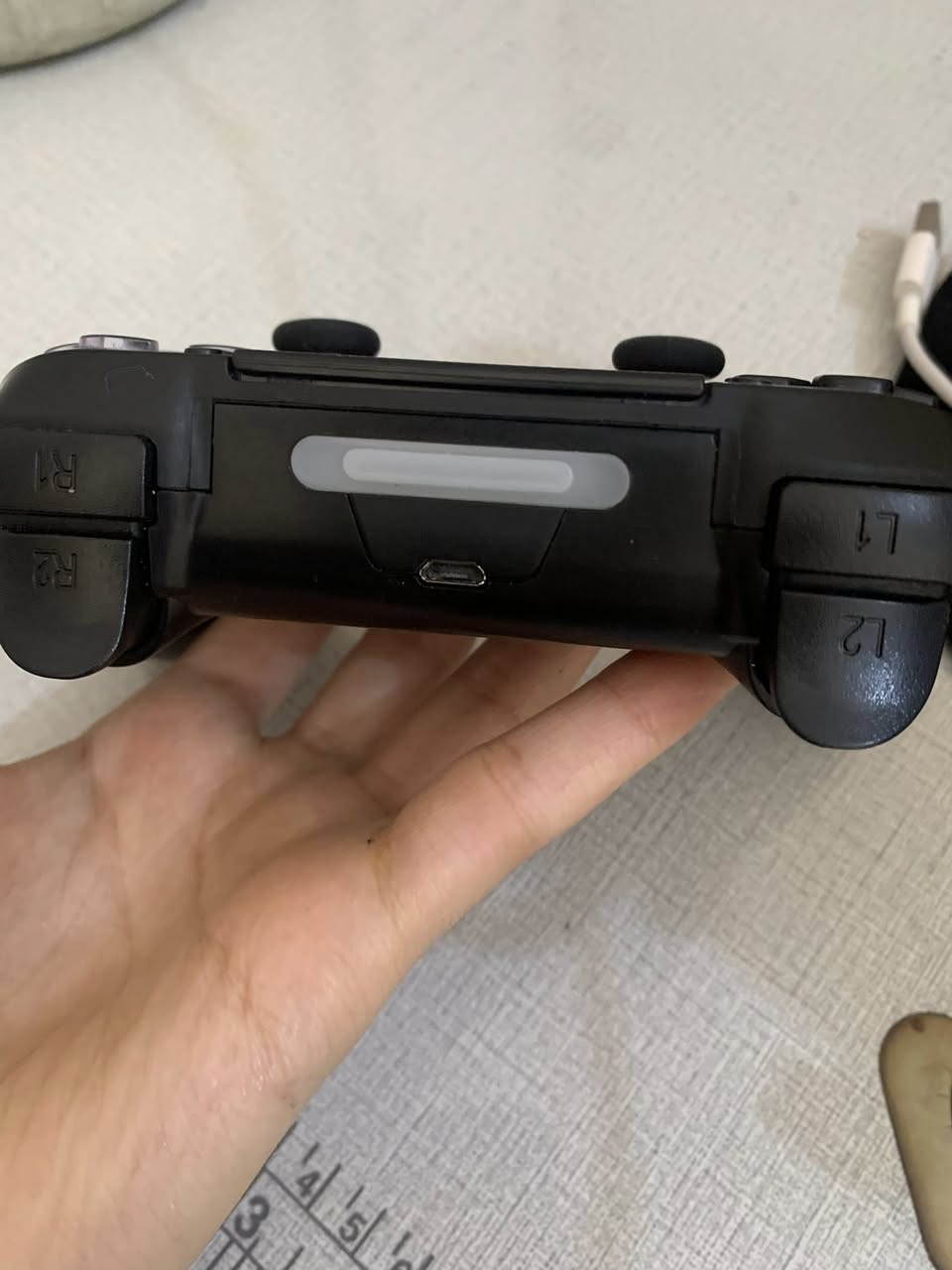 “يدة Gamepad Wireless بلوتوث قابلة للربط بالموبايل والكمبيوتر سعرها  10


**إذا كنت صاحب هذا الإعلان وتريد حذفه لأي سبب، رجاءا أرسل رسالة إلى الدعم الفني**