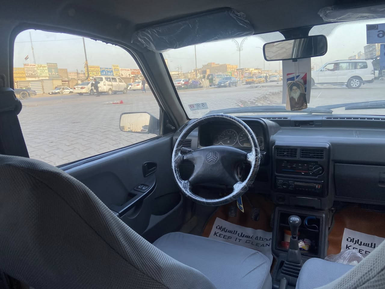 السلام عليكم سايبا  موديل 11 الشركه العامه مكفوله من الضربه والتبديل فقط صبغ خياسات الدوس والهلالات فقط السياره على وضع الشركه مابيه ولانقص كير مكينه مكفولات تخم تاير وحداديه جديده وشواصي بلادي رقم قادسية مكان السياره بابل والمالك السياره بابل ب37 ومجاله بسيط الرقم ***********
