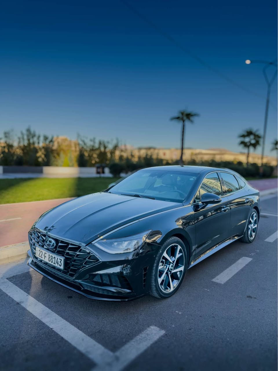 سۆناتا ١.٦ تۆڕبۆ
مۆدێل ٢٠٢١ 
مواسەفات SEL Plus
ویل ١٩ 
کوشن کارەبا
ئاوێنە ئیشارەت
تەبرید مەرکەزی
کوشن هیتەر
کوشن ئەلکەنتارا و جلد
گێچ دیجیتاڵ 
وایەرلێس چارجەر
بەسمە و شەغال
سنوقی زیرەک
ئاگادر کردنەوە لە جادەی بەستوو
خەتی جادە و لێخوڕینی زیرەک
وایەرلێس کارپلەی و ئەندرۆید ئەوتۆ
ڕاداری لاتەنیشت
ڕاداری ئاوێنە و پێشەوە
ئەوتۆ ستۆپ
ئەوتۆ هۆڵد
سەیارەکە ٣٩ هەزار مایڵ ڕۆشتووە
گێر و مەکینە بە شەرت 
ڕۆن و هایدرۆلیک تازە بۆی گۆڕدراوە، ٤ تایەی دەنلووپی یابانی ئەسڵی لەسەرە
بەشەرتی بەناوکردن و غەرامە
دوو پارچە بۆیاخی هەیە بۆنیت و چەمەلەخی سەکن بێ ناوگرتن لایت و لیدی شەریکەی کراوەتەوە سەر، پارچەی تیجاری و عادی لەسەر نیە. 
ڕەقەم شانسی: 5NPEJ4J29MH063116
دینار مەسرەفی نیە
سعری ١٧٨ و مەجالێکی کەمی تیایە

0771 126 22 00
———————————-
سوناتا 1.6 توربو
موديل 2021
مواصفات SEL Plus
ويل 19
كوشنات كهرباء
مرايا إشارات
تبريد مركزي 
كوشنات هيتر
كوشنات خامة الكانتار وجلد
كيج ديجيتال 
صندوق ذكي 
ویرلیس جارجەر
بسمە و شغال
نظام قيادة ذكي مع التحذير من الطرق المتجمدة والخروج عن المسار 
نظام لاسلكي كار بلاي ونظام أندرويد أوتو
رادار جانبي 
رادار للمرايا وللأمام
توقف مفاجئ
نظام تثبيت السيارة 
السيارة ماشية 39,000 ألف ميل 
الكير والمحرك بضمان 
تم تغيير الدهن والهيدروليك حديثاً، 
بضمان تحويل الملكية ودفع الغرامات
قطعتين صبغ بونيد وجاملغ بدون دواخل، لايت وليد أصلي من الشركة وبدون أي قطع تجارية أو غير أصلية 
رقم الشاصي: 5NPEJ4J29MH063116
اقتصادية وبدون مصروف
سعر ١٧٨ و فیها مجال قلیل السليمانية, العراق
