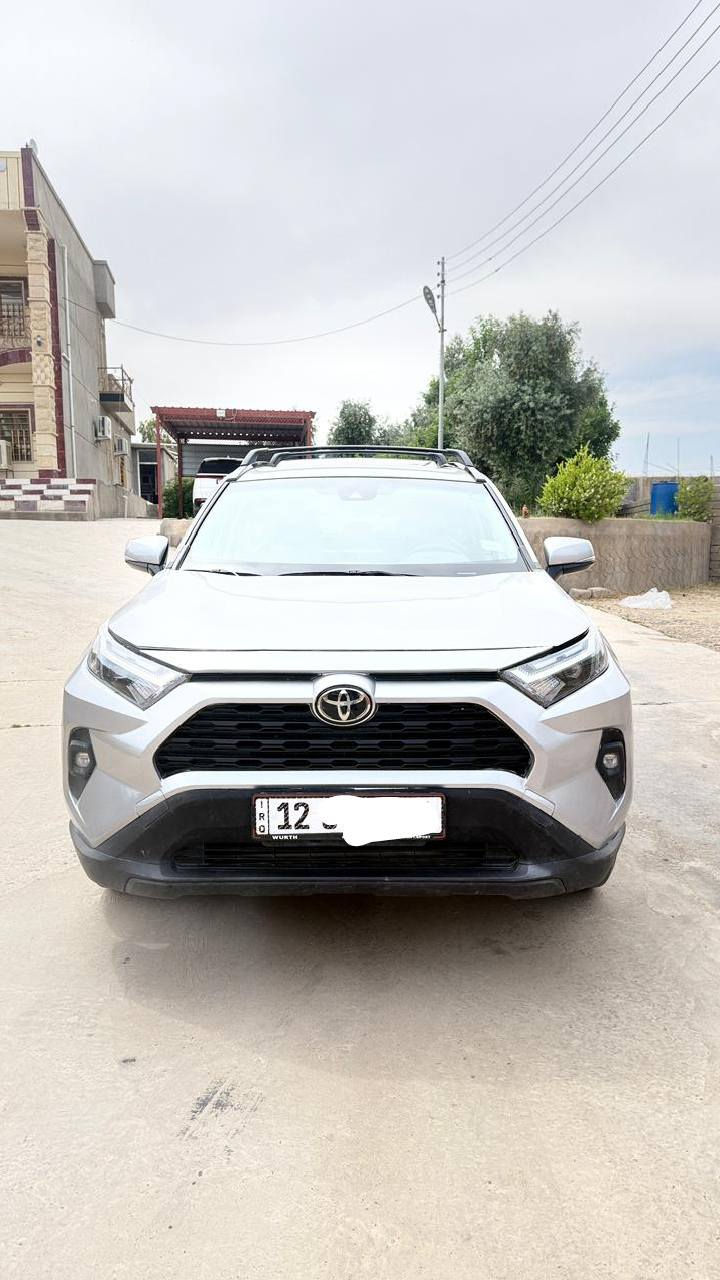 �
Toyota RAV4 2025

• فول مواصفات
• فئة XLE
• ماشية 20 ألف ميل فقط
• فتحة سقف
• بصمة تشغيل
• رادارات أمامية وجانبية
• صندوق كهربائي رقم نينوى شهداء وكاله عامه مطلقه بسمي
• شاشة وكاميرا
• سيارة نظيفة جداً وجاهزة
تبديل بونيد فقط 
📞 للتواصل: ***********
واتساب ومكالمات متوفرة �
