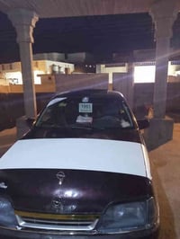 اوميكه للبيع موديل ٩٣ شرط التحويل سياره حيل حلوه السعر ٣٥ وبيها مجال 0...