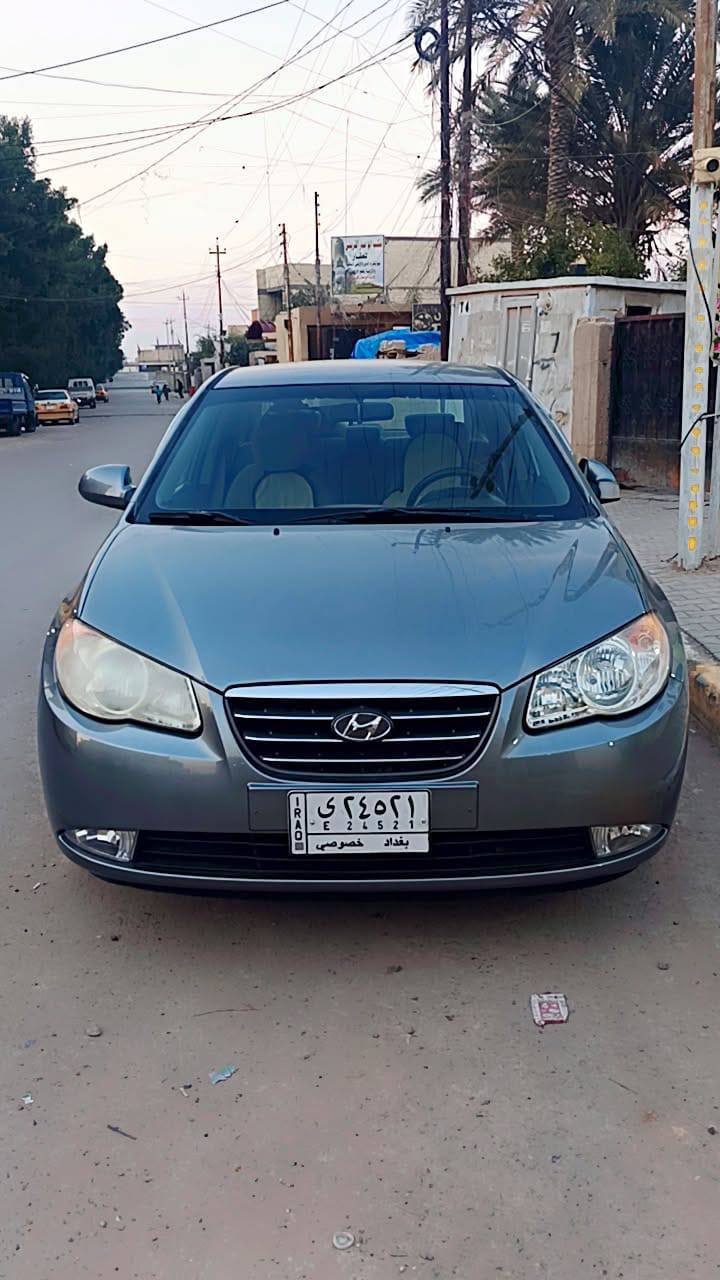 السلام عليكم سيارة النترة موديل 2009 وارد امريكي مكينه 2000 السيارة مصبوغة عام تبديل ثلاث قطع بابين وجاملغ امامي بدون دواخل تبريد نقص غاز رقم بغداد مكان بغداد هاتف ***********
