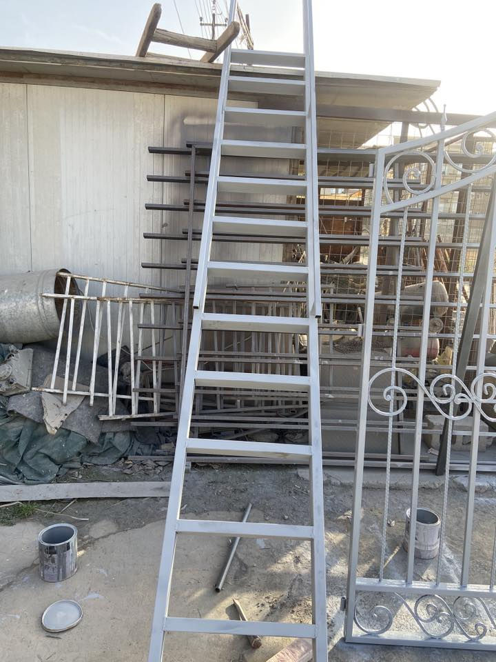 سلام عليكم مساعد خلفة اعرف اكص الحم تفصال خفيف عمل سندويج بنل  عمل مصاعد داخلية وطوارىء سقائف شد كيسبان وجمسن و بورد بوردكس  اطلع شغل وصاعود ارتفاعات خارجي رقمي  ***********
