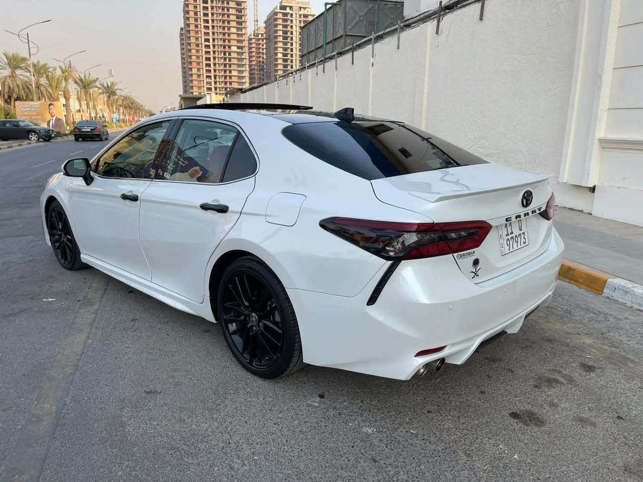 سلام عليكم 
كامري فول 
محرك 4
حادث بنيد سياره بيه صبغ من امريكا 
سعر 175
عنوان بغداد 
موبايل ***********
