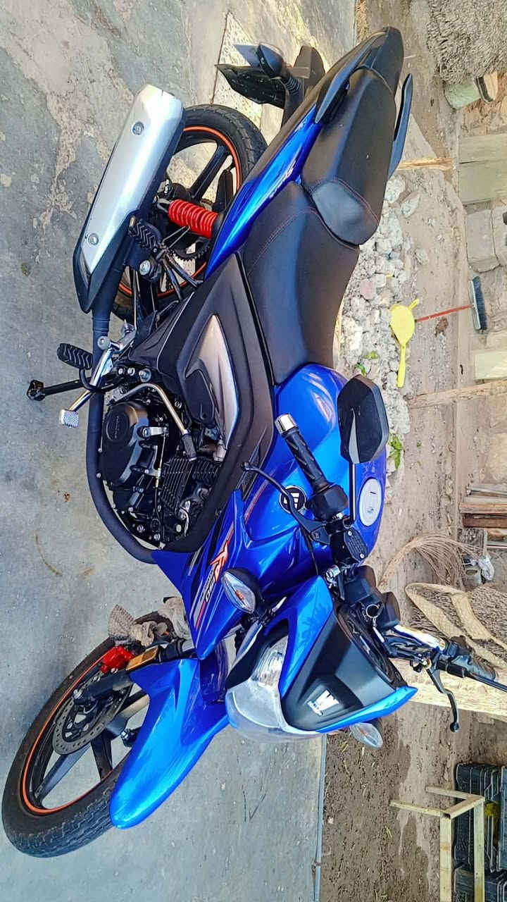 هاوجي موديل ٢٣ أوراقه
كامله منفيس گمرگ مدفوع
مكاني رمادي للأستفسار ***********
