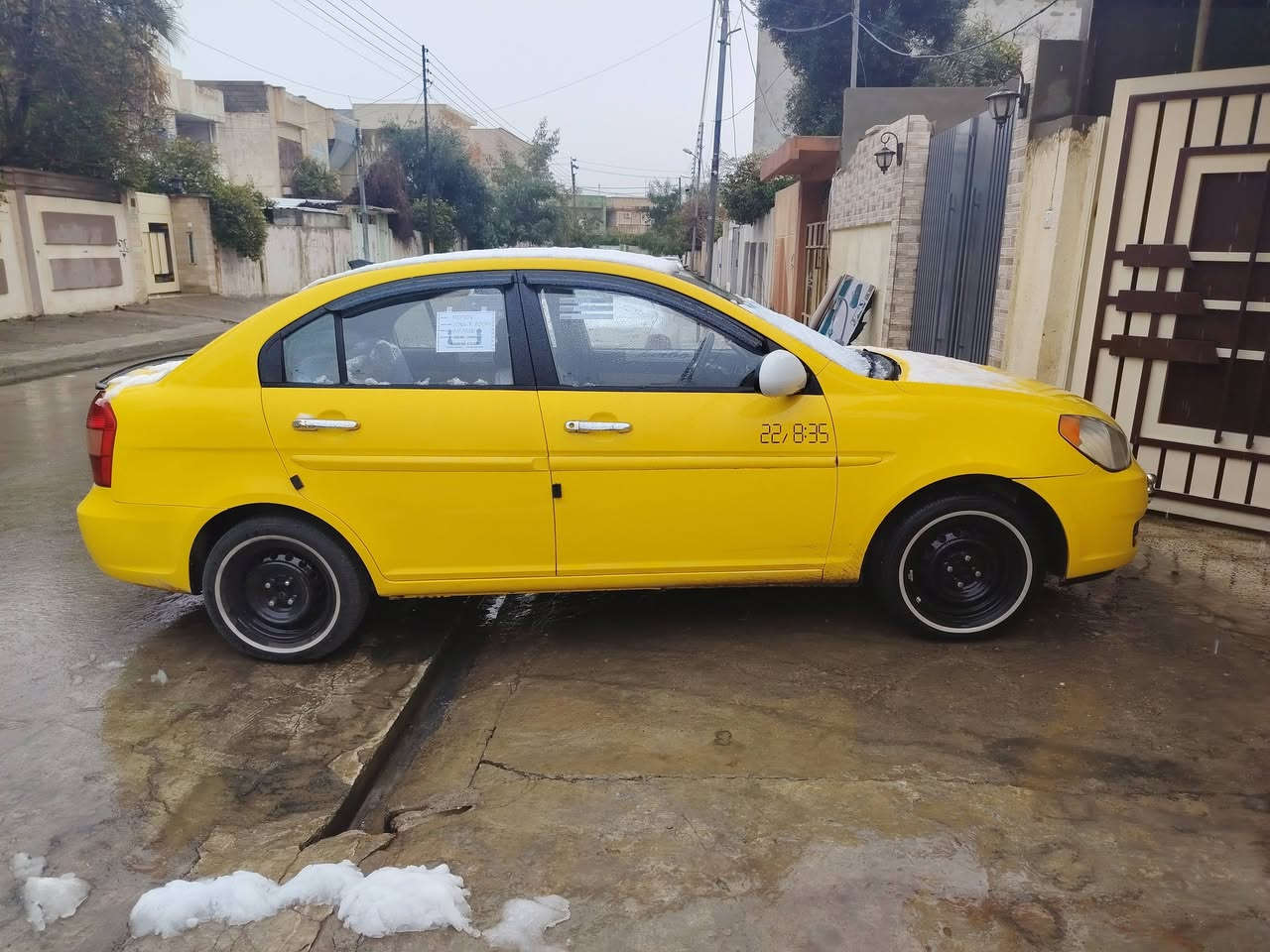 اكسنت موديل 2011مكينه كيرشرط هيىه غرامات صفر رقم انكليزي بس على استلم  كاربون بانزين ضرر باب تبديل بدون داخل شرط التحويل السعر 95وبيها مجال الاتصال ***********
