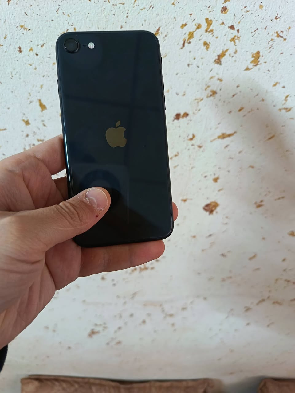 آيفون SE 2020
نفس مواصفات آيفون 11 پرو ماكس ✅
المعالج A13 ✅
ذاكرة 64 بطارية 79%✅
شرط وضع الشركة ضد الماي ✅
الملحقات : باكيت + شاحنة اصلية + كڤر ✅
السعر : 220 الف وبيه مجال بسيط✅


**إذا كنت صاحب هذا الإعلان وتريد حذفه لأي سبب، رجاءا أرسل رسالة إلى الدعم الفني**