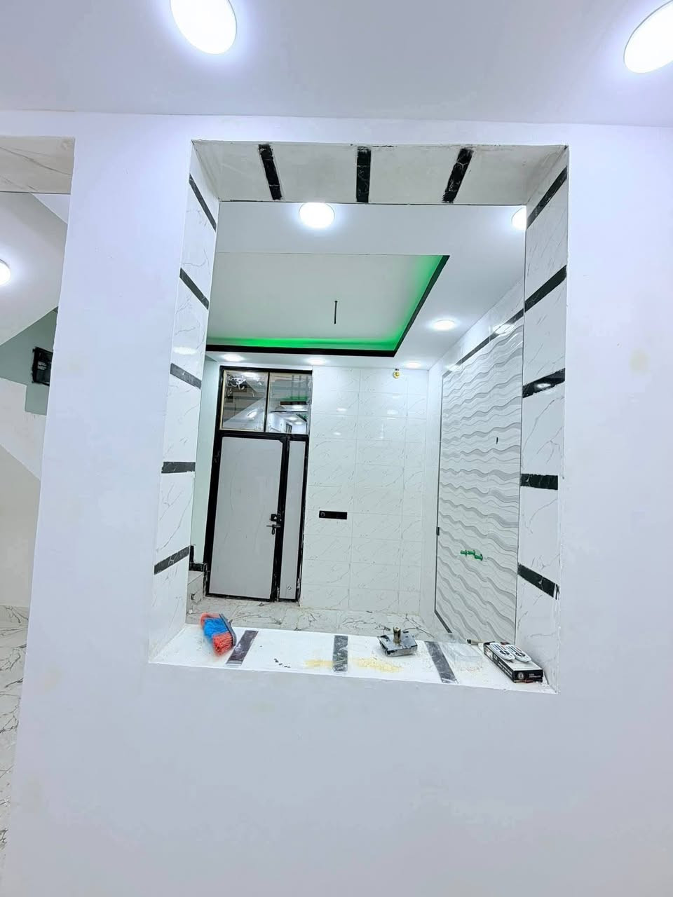 دار للبيع  50متر 🏡
بسعر /21/ مليون مع المجال
موقع /نجف 🏡شارع الحولي مال المطار عمود/ 317

البناء 🏡 #ملاحضه_طابو_زراعي_سند25قرار_محكمه 
غرفه/صاله/مطبخ معزول/ صحيات/مكشوفه
بناء مرتب/ اساس + سقف كونكريت /طابوك

ألخدمات 🏡 #بعد_عن_سوق_100متر
ماء/كهرباء/مدارس/سوق/تبليط‏‪إنترنت./  للاستفسار  على *********** أو مراسله واتساب
