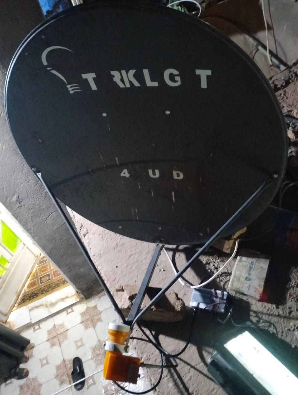 الحمد لله ، جزء من عملنا تعديل و ضبط و توجيه إشارة طبقين نحو مدار النايلسات 7° غرباً مع ألتقاط كافة قنواته و باقاته المتنوعة منها الدينية _ الرياضية _ الأخبارية _ مسلسلات عربية و عراقية _ أفلام _ وثائقيات _ أفلام كارتون 🛰️📡

العنوان الأول : كوت _ طرف الزنابرة 

العنوان الثاني : كوت _ زويريجات 

للتنصيب يمكنكم التواصل عبر : 
الهاتف : ***********
واتساب : *********** 

#عملنا_كافة_مناطق_الكوت
