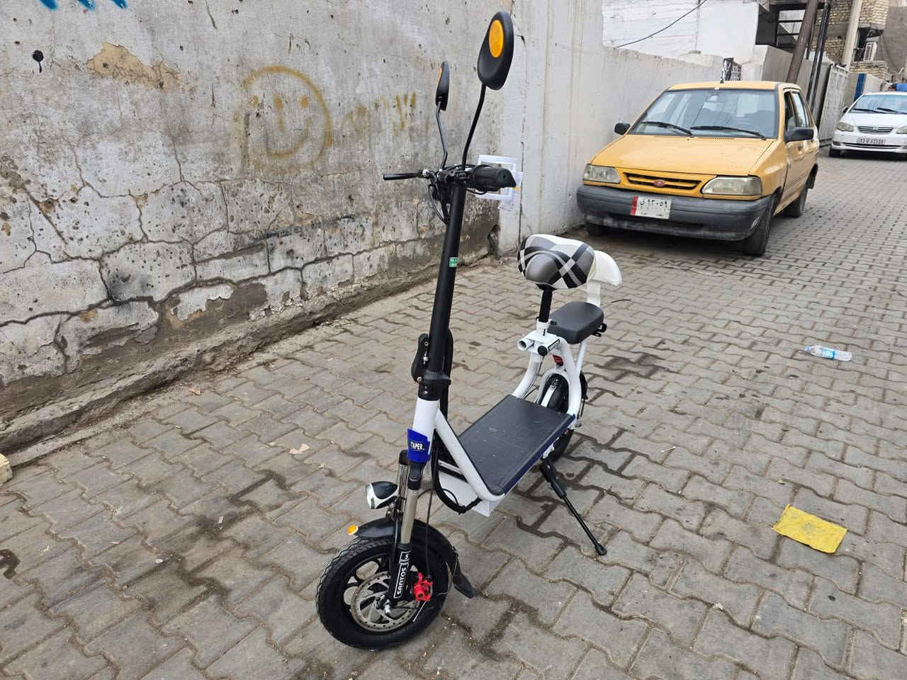 السلام عليكم دراجه شحن ياباني اصلي بطاريه ليثيوم كلش جديدة مابيهه اي نقص مال باله الاصلي رقمي للتواصل ***********
