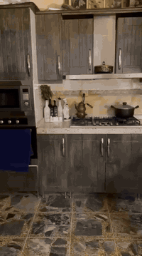 السلام عليكم ✨ كاونتر بيع مستعجل الشري يتفضل دايركت مكاني بغداد كم ساره
