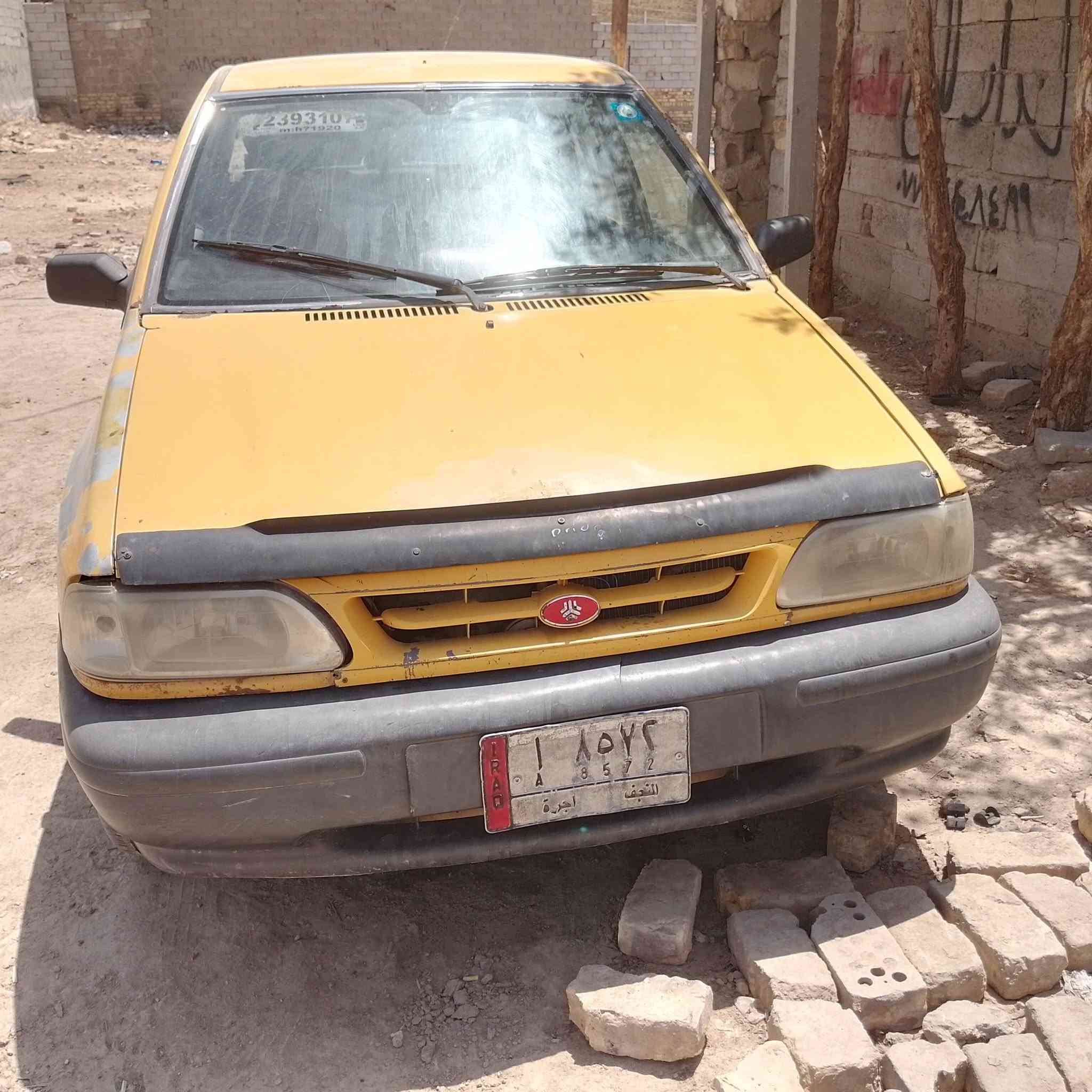 ‏السلام عليكم سايبه للبيع 
‏موديل ١١
‏سياره كلشي ما عوزهة بس عينه وصينيه  مكينه معمره ستوهة 
‏البارحه كملت من السمكره عامه 
‏مصفره هيئة غرامه ١٠٠ عل مشتري راعيهة موجود ايداور  رقم مطبوع نكليزي بالنجف ما مستلمه 
‏مكانهة ديوانيه 
‏سعرها ١٣ وبيهة مجال 
‏الاستفسار ***********
