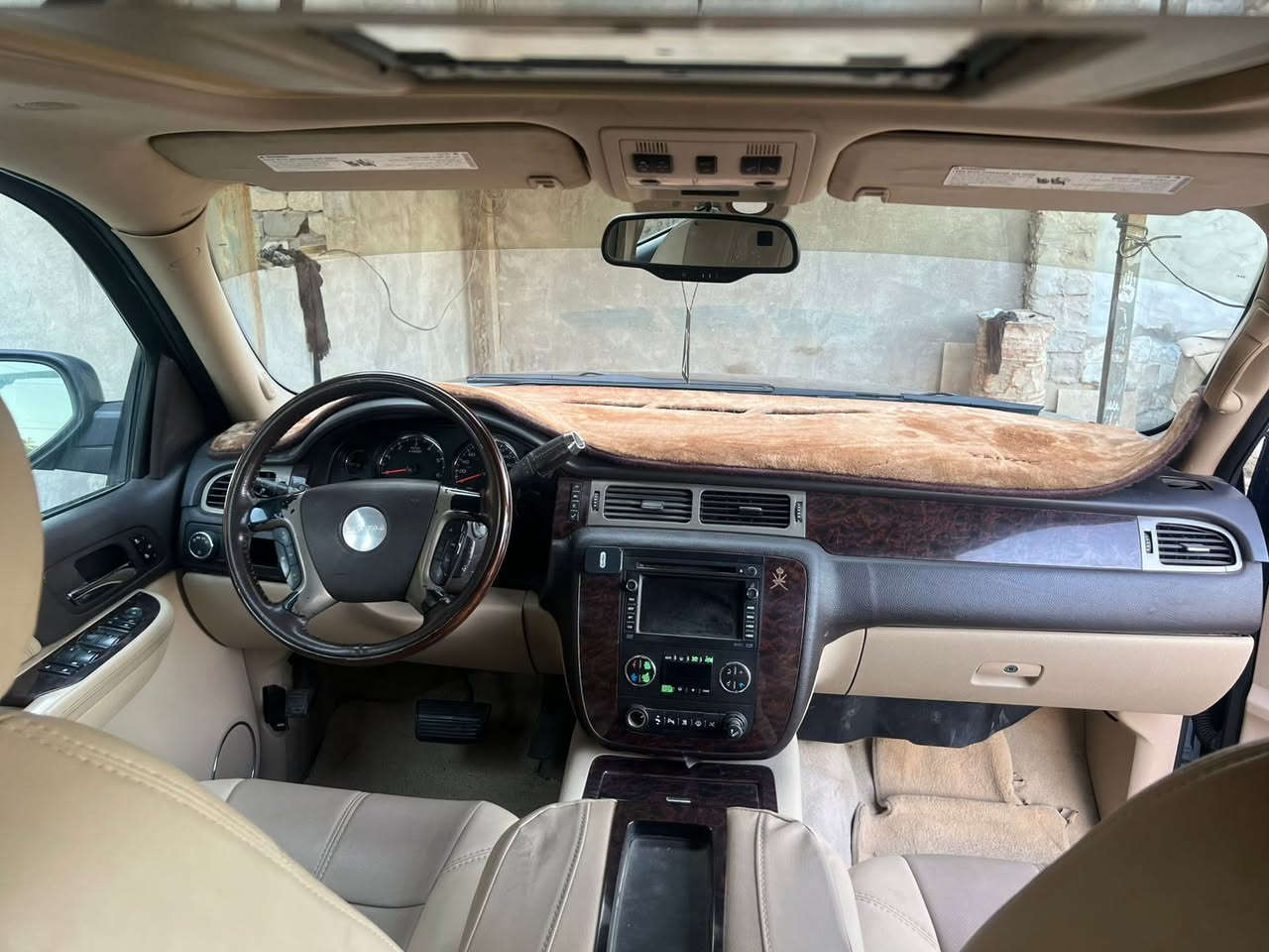 السلام عليكم للبيع او مراوس 
جمسي دنلي فول مواصفات كفاله كصه وسرقه خليجيه امتومه سنويه عضم هزه مديل 2009 مكان بصره ابو خصيب سعر 80وبيه مجال ***********/***********
