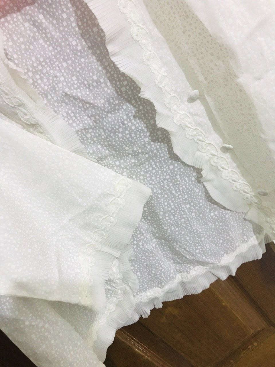 فستان مهر ملبوس ١٠دقائق ماخذته ب ٨٠
اريده ب٦٠
شال مهر تكدرون تطبعون الاسماء عليه غير مستخدم ١٠

ايلك بدله غير مستخدم ١٠ 
توصيل موجود


**إذا كنت صاحب هذا الإعلان وتريد حذفه لأي سبب، رجاءا أرسل رسالة إلى الدعم الفني**