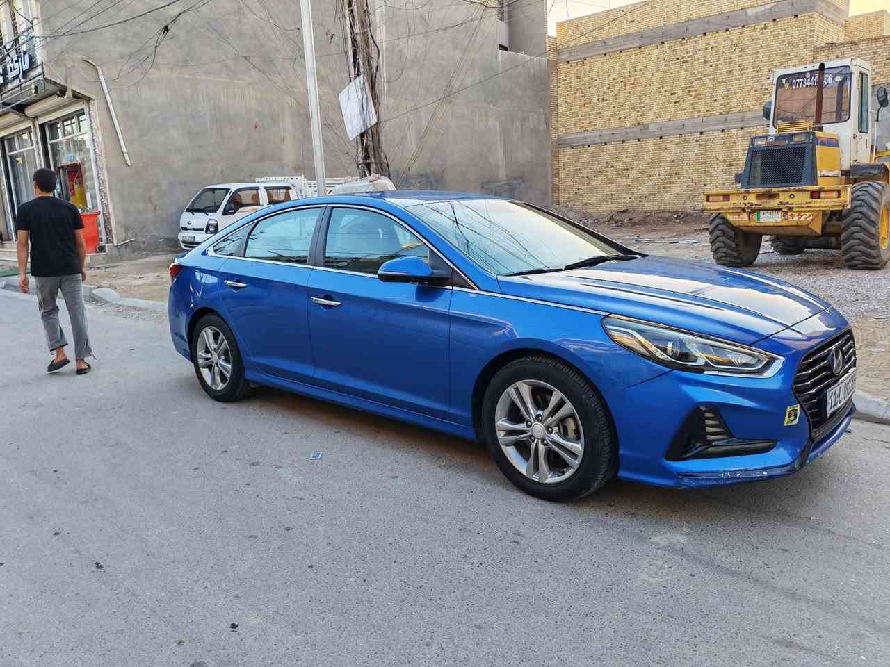 سوناتا 2018  مكينة V4 2.4L
رقم  بغداد الجديد

عـداد الـ ـمسافة 121MIL

المواصفات 🔰
بصمه +كشن كهربائي + تدفئة كشنات+
شاشة كبيرة تدعم Apple CarPlay& Android Auto + كاميرا خلفية دوارة + رادات جانبية +  تحكم دركة جهتين + ثلاث وضعيات قيادة + شاشة تحديد اعطال.

صور الحادث مرفقه اسفل المنشور 🔻

السعر: 132وبيه مجال للشراي

📍 مكان السياره / واسط - الكوت
📞 رقم - ***********
***********
