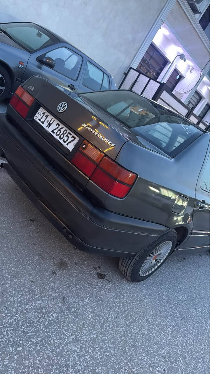 سلام عليكم شباب 
كل عام و انتو بالف خير انشالله 
فنتو موديل 92 كلش نظيفه و جديده السياره 
  سنويه مشروع  
محرك ٢٠٠٠ جديد 
كير اوتو
صدر أمامي خلفي جديد
تخم تاير جديد
الداخل كله جديد 
لحايه رياضي 
سنتر لوك
 كهربائيات كله شغاله كامله بلاديه 
منظومه الماء كله جديد  من جوينات  من راديترات من مراوح  من واتر بأم
ادامه كامله  لمنظومه البانزين  من فيت بام من فلاتر  من صوندات  من نوزلات
مصبوغه عام  للجماليه 
السياره كلشي جديد بالعافيه ع الياخذه 
رايدها ب 46$ وبيها  مجال بخدمتكم 
مكاني الدوره   *********** بغداد, العراق
