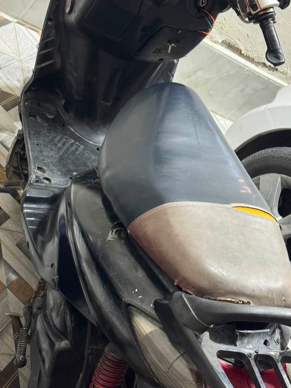 سكنس ياباني للبيع كهربائيات شغاله سلف شغال استان وسط واستأن صفحه بيها كفرات حلوه يرادلها ترتيبات فقط مكينه شلعه زينه السعر ٣٧٥ وبيها مجال 
الاتصال ***********
العنوان بعقوبه بهرز
