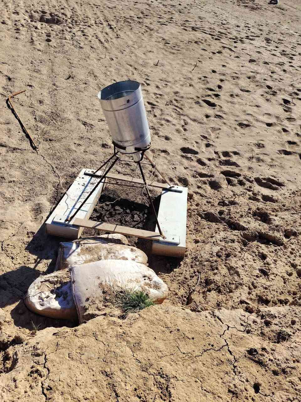 للبيع طفاشات عدد 2
وعلافات عدد 2
***********
