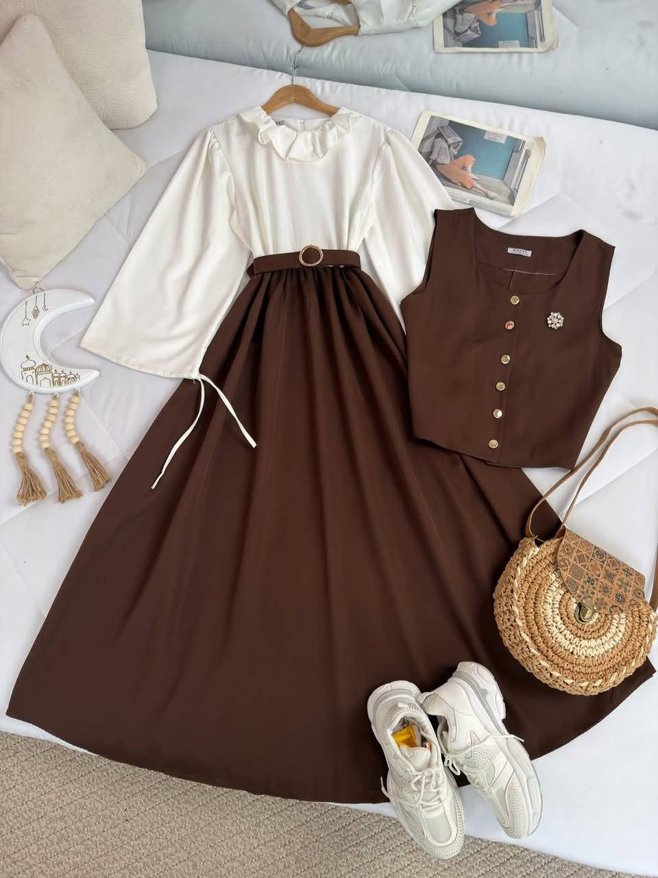 🧿﷽ وعلى الله توكلنا 🧿

لا تعلن الخطوات اعلن الوصول🫰🏻🚶
جديدنا لاينتهي وبضاعتنه غير😌😉

فستان قطعتين 
 دابل تركي بهاري🇹🇷
مرتب نازك 

القياسات يلبس 👇 
38 40 42 44 46 48 فاو, البصرة


**إذا كنت صاحب هذا الإعلان وتريد حذفه لأي سبب، رجاءا أرسل رسالة إلى الدعم الفني**