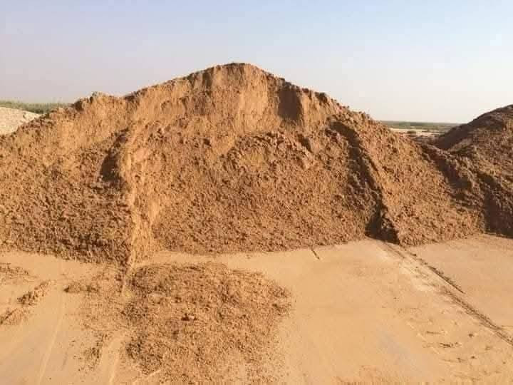 السلام عليكم رمل مغسول درجه اولى مختبر حمل بدون قبان***********

