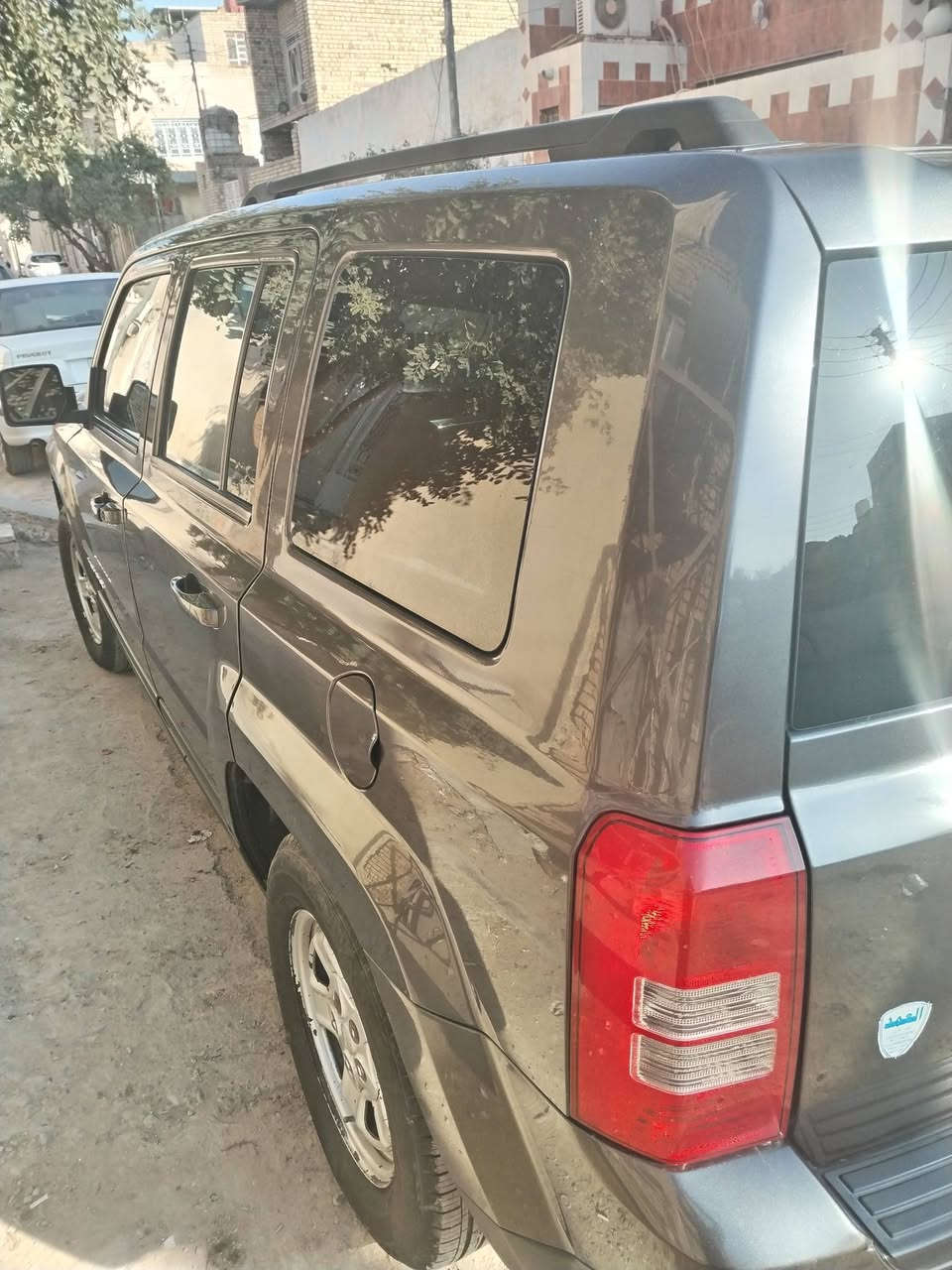 جيب باتريوت موديل ١٧رقم بصرة سنوية نافذة لسنة ٢٩بسمي مشروع وطني مكينة ٢٤٠٠توويل ماشية ٧٠الف الضرر جاملغ الأيمن مع تصليح جزء من البنيد السعر ١١٥قابل للتفاوض الإتصال على *********** المكان بالعمارة المركز

