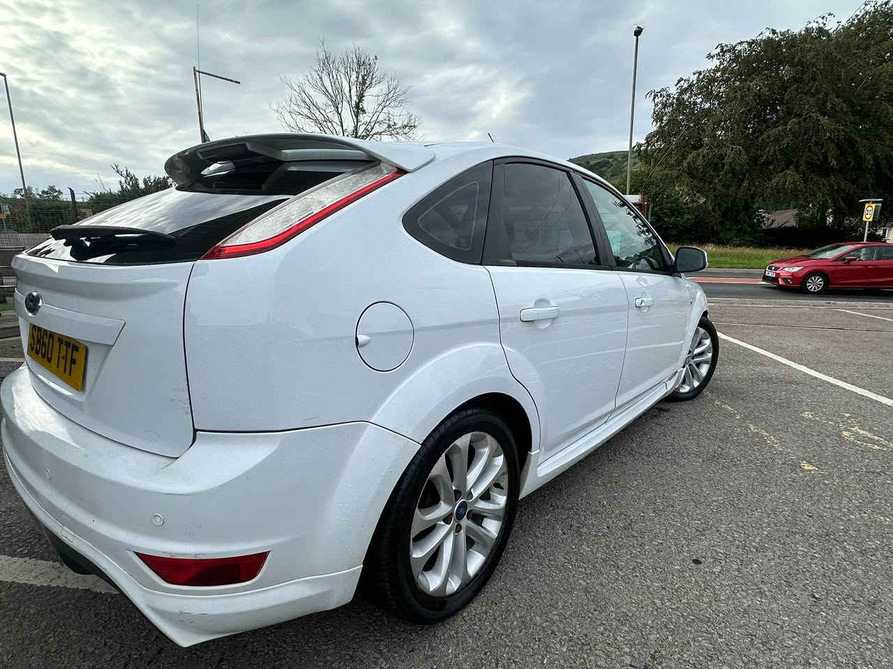 2010 Ford ￼ focus 1.6 ￼ diesel good engine 11 months mot 4 good tyres driving ￼ perfectly ￼ cat s cheaper Rotax only £35 a year welcome driving test can do px £995. No offer quick sale Caerphilly, Mid Glamorgan


**إذا كنت صاحب هذا الإعلان وتريد حذفه لأي سبب، رجاءا أرسل رسالة إلى الدعم الفني**