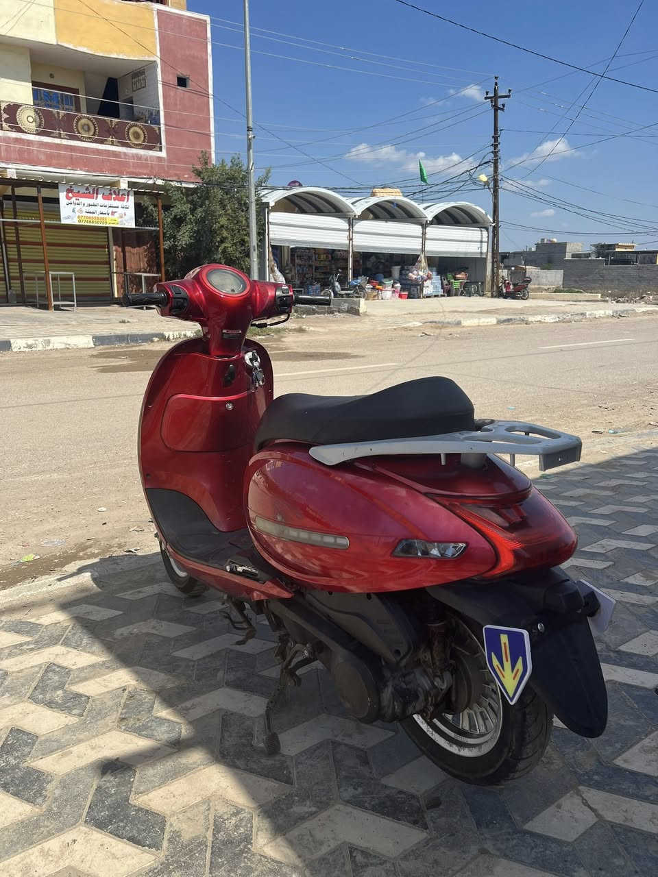 يالله السلام عليكم دراجه اوتماتيك شلعه معدل فول الدراجه فول خير من الله كل نقص مابيها بس الهند مكاعد عدل أمه الدراجه شوفت عينك الدراجه كوري كوري كهربائيات كلها شغاله نكره سلف واحد عله واحد معه العلم الدراجه احله من الصور مستعجل على بيعتها اتصل وتدلل السعر375بيها مجال بسيط معه العلم ماخذينها ب1900اتصل اتصل ***********مكاني القصيرين قرب الغالبيه لدات كلهن شغالات وره لحسينيه مال راجديه
