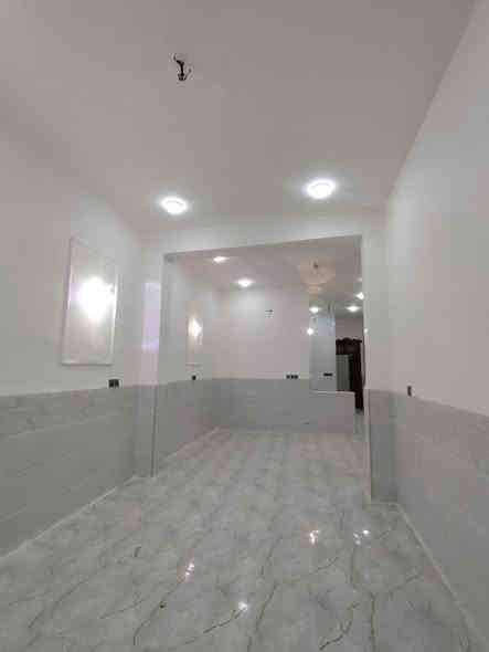 سارع بلحجز بلاش بيت للبيع السعر 32 مليون وبي مجال مساحه 90متر عنوان نجف مقابل ملحق قريت الغدير  ***********
