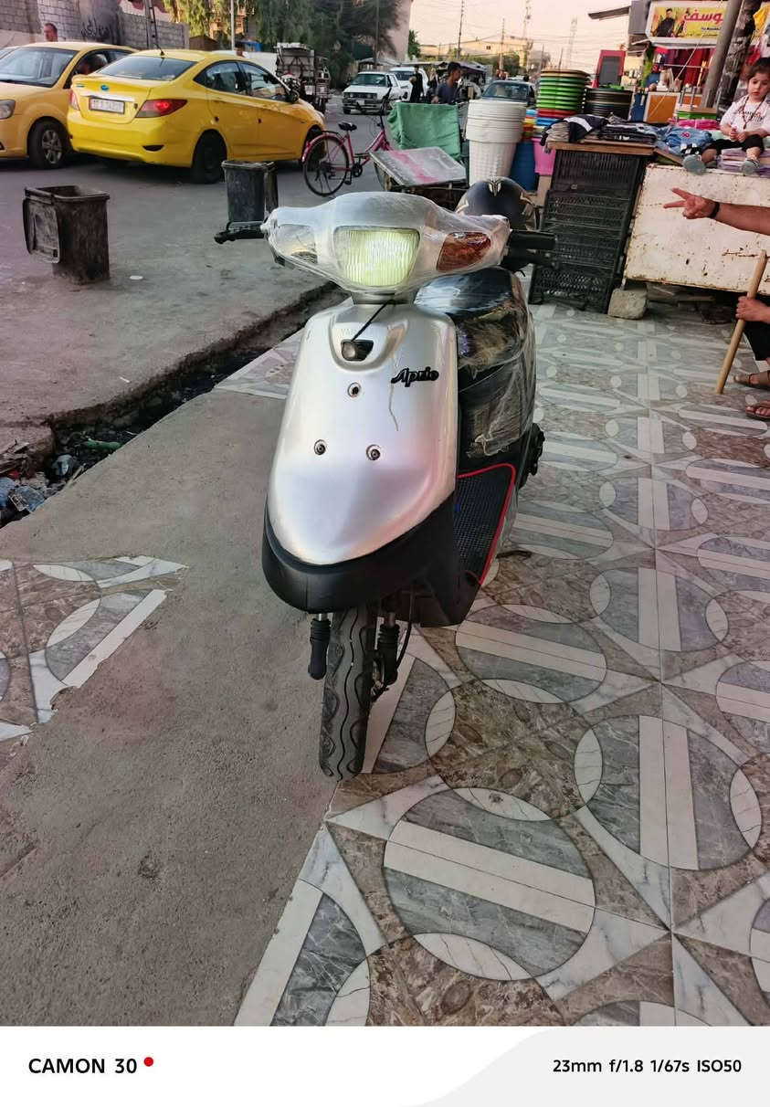 السلام عليكم متاح مطور بوتي
اكسن مابي ونه شاصي شرط محرك نضيف 
االسعر ٢٧٥ وبي مجال بسيط،،***********🌹***********
